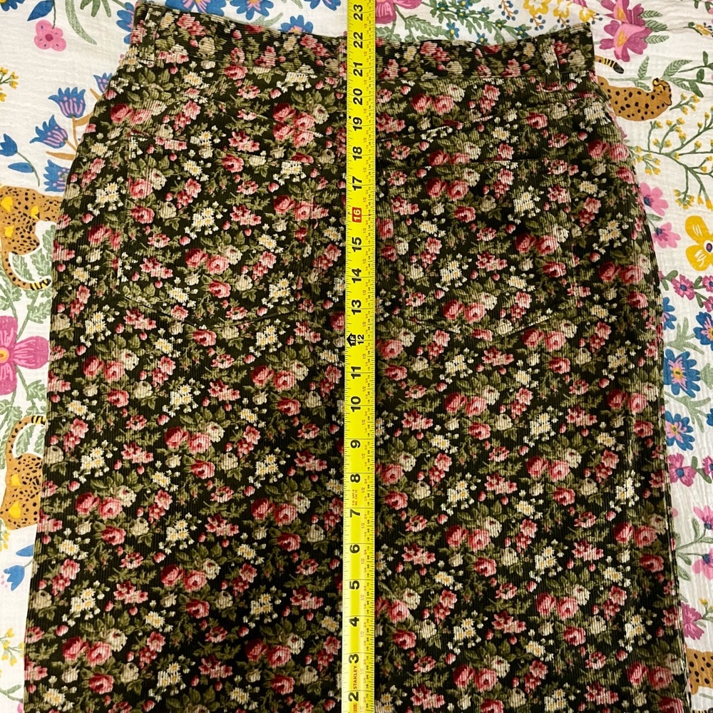 Jones New York floral corduroy skirt - Picture 5 of 7